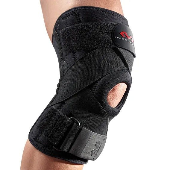 McDavid 425 Knee Support with Stays and Cross Straps SMALL 33 35.6cm